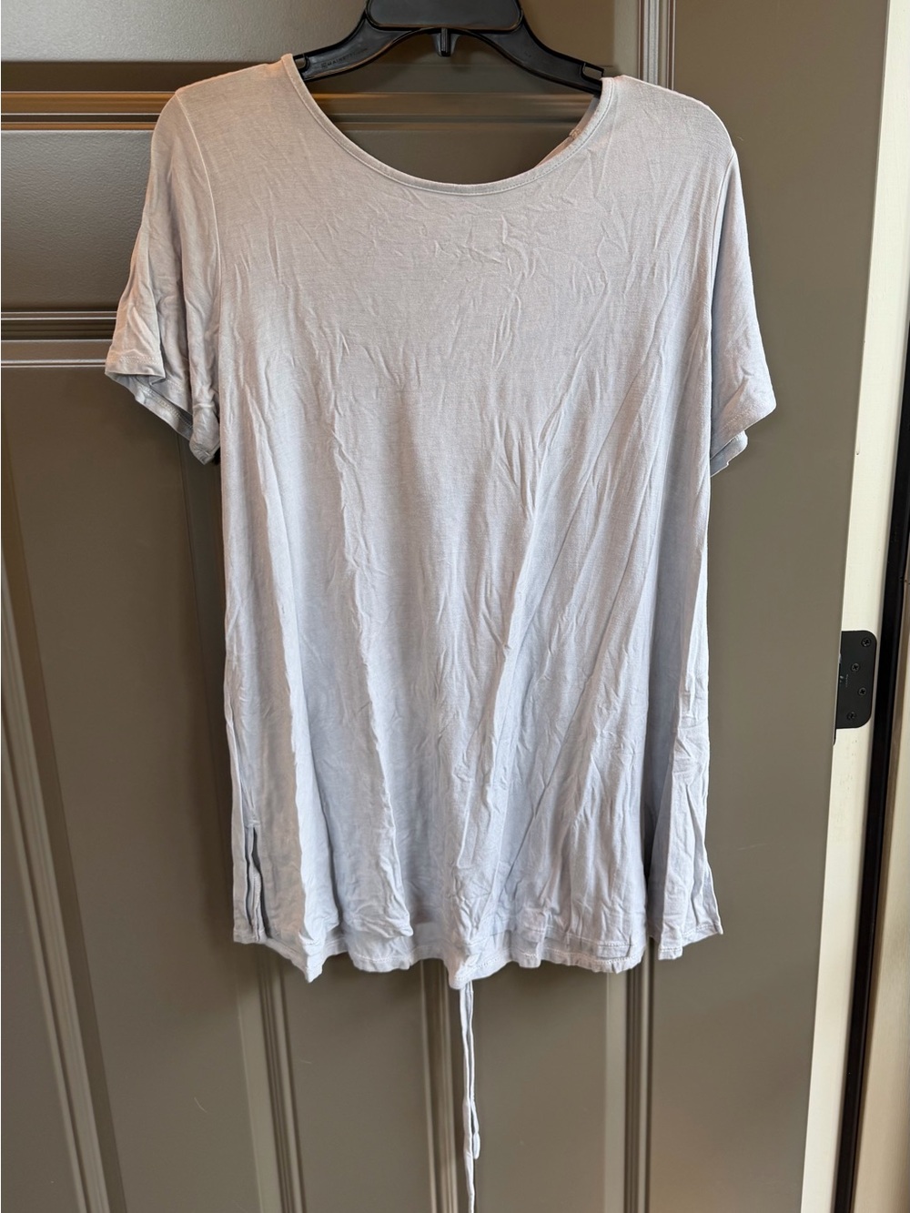 Altar’d State Women's Light Gray Short-Sleeve Top, w/ Lace Up Back, Size L